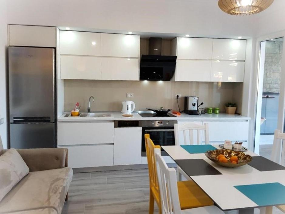 Sofia'S Holiday Apartment วญอเรอ ภายนอก รูปภาพ