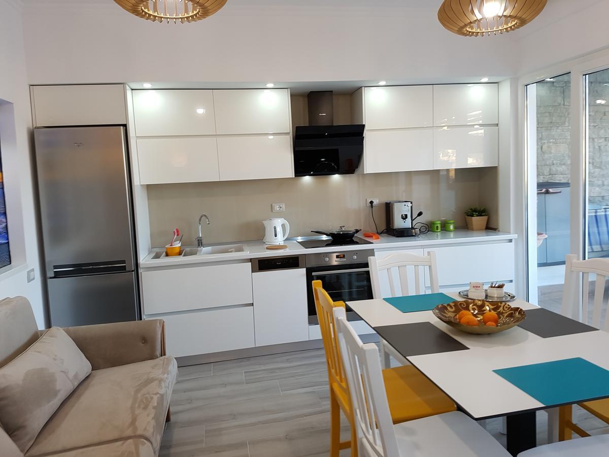 Sofia'S Holiday Apartment วญอเรอ ภายนอก รูปภาพ